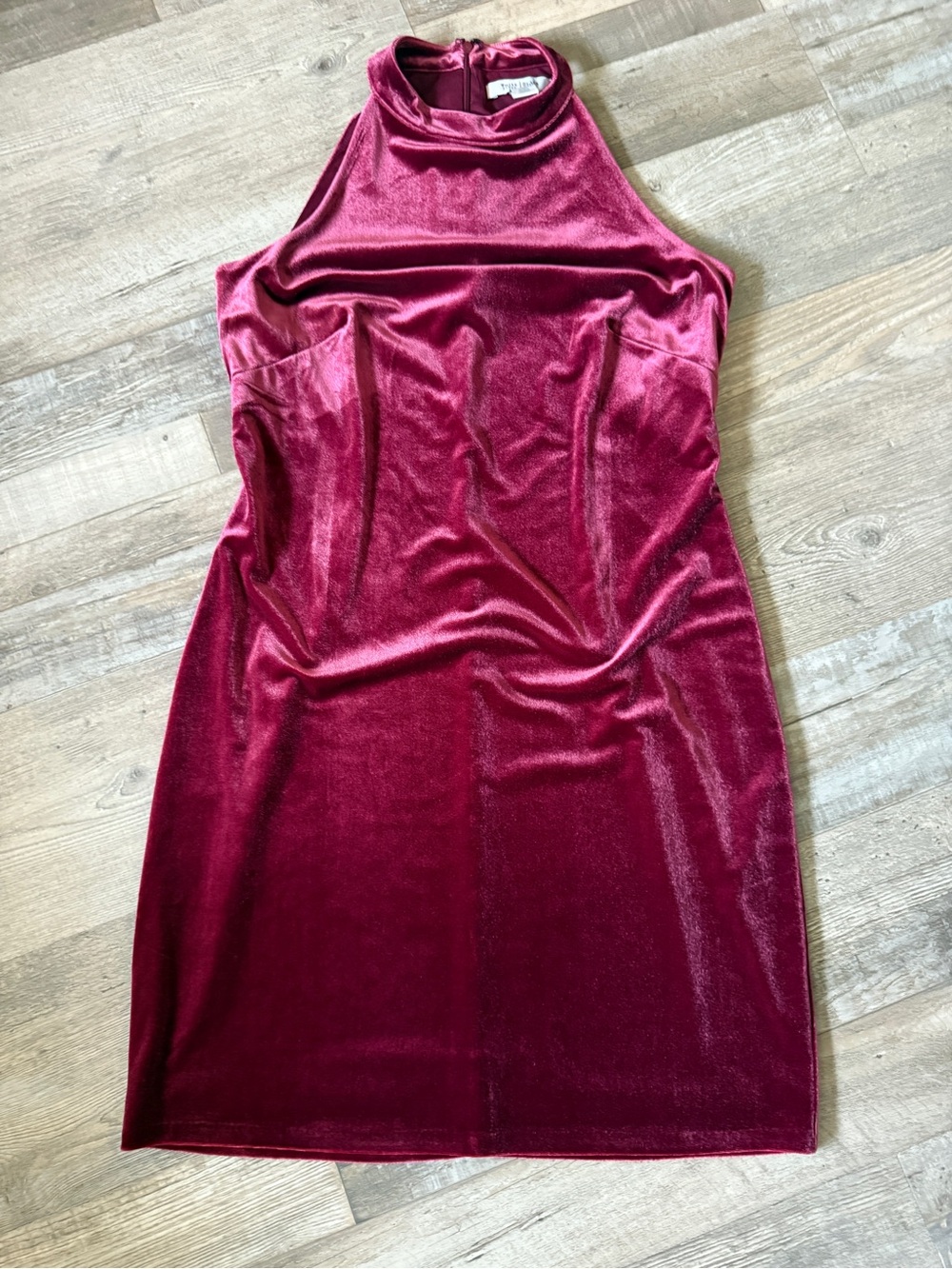 White House Black Market Sleeveless Velvet Midi Dress in Burgundy size 4